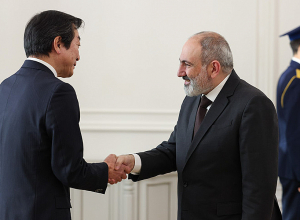 Премьер-министр принял новоназначенного посла Японии в РА