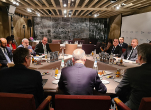 Երկու կողմերն էլ պայմանավորվել են բաց հարցերը լուծել առանց նոր բռնությունների. Օլաֆ Շոլց