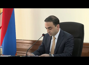 Մարտի 8-ին հանրային տրանսպորտով երթևեկող կանանցից ուղեվարձի գումար չի գանձվելու. Ավինյան