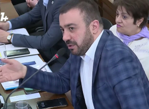 Տրանսպորտի համար կանխիկ են վճարում, դրա համար էլ վճարումները տեղ չեն հասնում