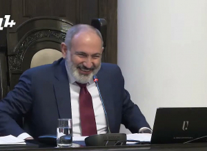 Ընտանիքը չունի երեխա, բայց ունի հիփոթեք. Փաշինյանը չկարողացավ զսպել ծիծաղը