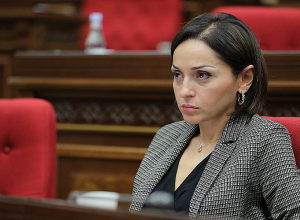 Ծովինար Վարդանյանը՝ ԱԺ ֆինանսավարկային եւ բյուջետային հարցերի մշտական հանձնաժողովի նախագահ