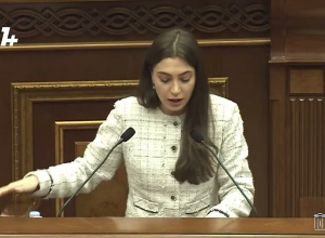Պետք է թողնեք ու ռադներդ քաշեք․ Աննա Մկրտչյանը՝ իշխանություններին