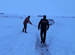 Եղանակային պայմաններից ելնելով պարեկներն ու փրկարարներն անցել են ուժեղացված ծառայության