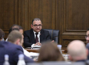 ԱԺ «Քաղաքացիական պայմանագիր» խմբակցությունը հանդիպել է Տիգրան Խաչատրյանի հետ