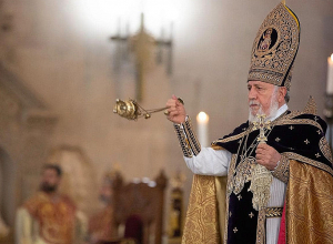 Մեր ժողովրդի սեպուհ պարտքն է հաղթահարել ներազգային տարաձայնություններն ու անմիաբանությունը․ Կաթողիկոսի ուղերձը