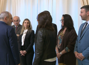 Վարչապետն ընդունել է Ֆրանսիայի Բուշ դյու Ռոն դեպարտամենտի խորհրդի նախագահի գլխավորած պատվիրակությանը