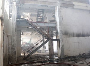 Հրդեհ է  բռնկվել է նախկին ձեթի գործարանի տանիքում