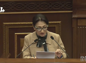 Из 30 000 учителей аттестовано 10%, из которых только 6% получают зарплату в размере 400 000 драмов