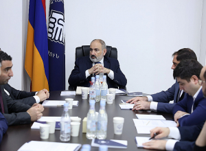 Փաշինյանը վարել է  «Քաղաքացիական պայմանագիր» կուսակցության վարչության նիստը