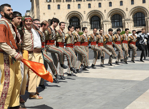 Պարի տոնն ազգային ոգով