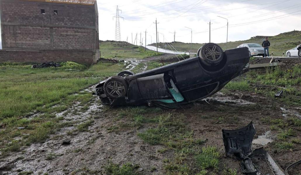 ՃՏՊ Եղվարդ-Երևան ավտոճանապարհին (5)