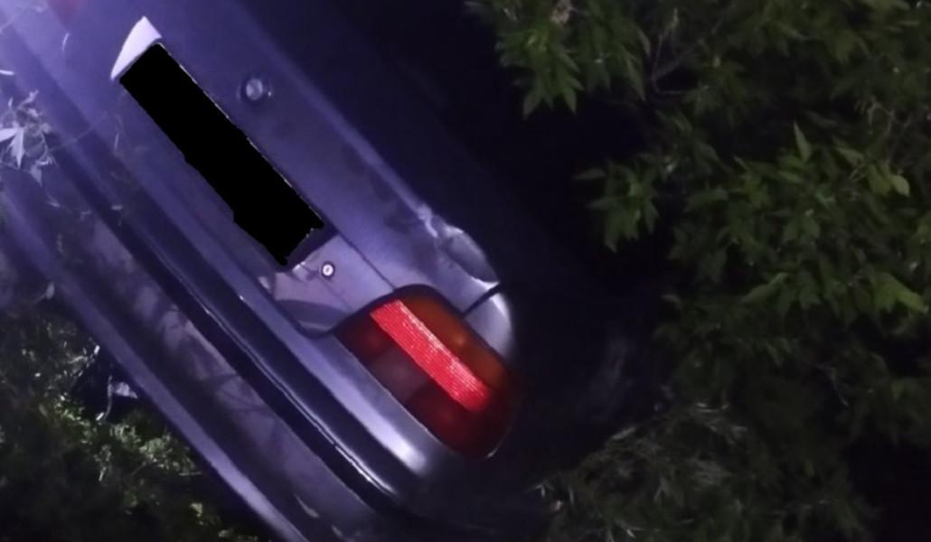 Ավտոմեքենան դուրս է եկել ճանապարհի երթևեկելի գոտուց և ընկել հարակից ձորակը (2)