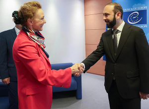 Армения конструктивно вовлечена в обсуждения по разблокированию региональных коммуникаций: Мирзоян