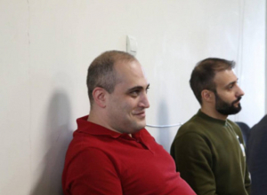 «Իմնեմնիմի» փոդքաստի գործով Նարեկ Սամսոնյանի և Վազգեն Սաղաթելյանի խափանման միջոցը փոխվեց