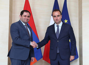 Պապիկյան - Լըկորնյու հանդիպմանը քննարկվել է ՀՀ և Ֆրանսիայի միջև պաշտպանության բնագավառում համագործակցության ներկա ընթացքը