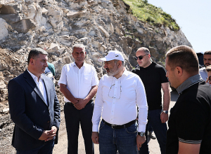 Սյունիքի մարզ կատարած այցի երկրորդ օրը վարչապետը եղել է մի շարք բնակավայրերում, ծանոթացել իրականացվող ծրագրերի ընթացքին