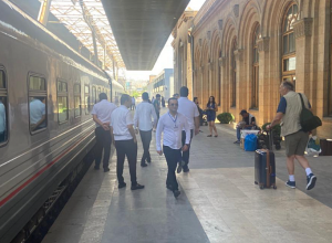 Հունիսի 24-ին մեկնել է այս տարվա Երևան-Բաթումի-Երևան առաջին գնացք