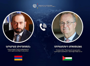 Արարատ Միրզոյանը հեռախոսազրույց է ունեցել Պաղեստինի վարչապետի հետ