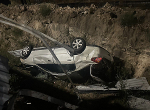 «Դեֆանս Հաուզինգ» թաղամասի մոտակայքում ավտոմեքենան հայտնվել փոսում (մոտ 2,5 մետր)․ կան տուժածներ