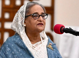 Բանգլադեշի վարչապետը հրաժարական է տվել և հեռացել երկրից