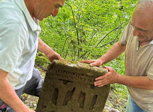 Խաչքարերը Լոռու մարզում  նոր կյանք են ստացել