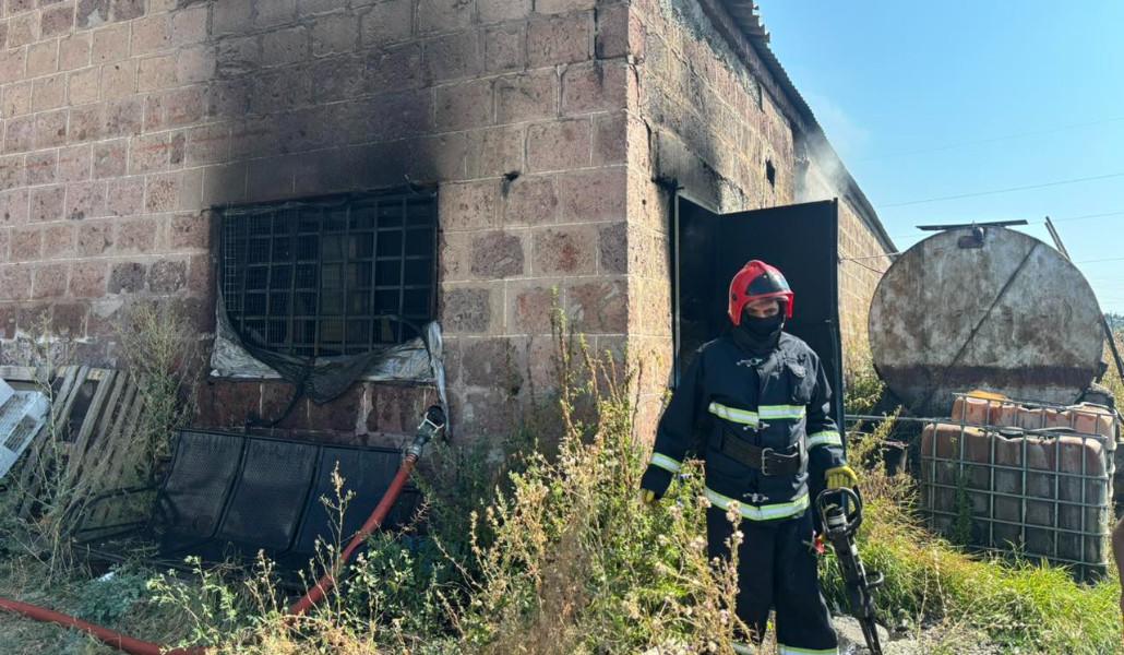 Հրդեհ Գյումրի քաղաքում․ տուժածներ չկան (3)