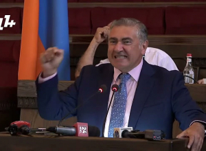 Պետությունն ու պետականությունը շատ թանկ հաճույք են. Արթուր Խաչատրյան