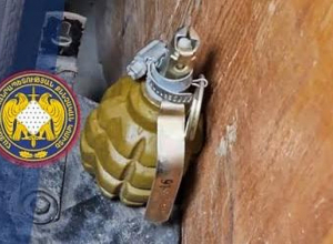 Տղամարդը, նռնակով սպառնալով, հրաժարվել է հիվանդանոց տեղափոխվել