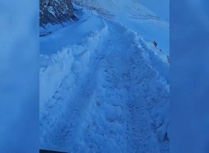 Մարտական հենակետեր տանող ճանապարհներին ձնամաքրման աշխատանքներն ընթանում են շուրջօրյա ռեժիմով․ ՊՆ