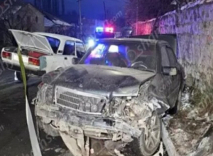 Արզականում բախվել են անչափահասի վարած Mercedes-ը և ՎԱԶ 2107-ը․ 4 վիրավորներից 3-ը անչափահասներ են