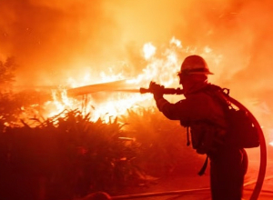 Ամբողջությամբ այրվել է Լոս Անջելեսի Սահակ Մեսրոպ հայկական դպրոցը