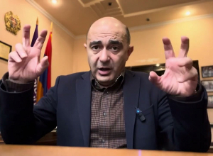 Арцаха нет, следовательно, нет обязанности дать дорогу: Марукян