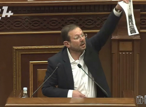 Բա Արծվաշենը ո՞ւր է․ Գեղամ Մանուկյանը՝ ՆԳՆ-ում ՀՀ քարտեզի ուրվագծի մասին