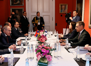 Նիկոլ Փաշինյանը հանդիպել է Ֆինլանդիայի նախագահի հետ