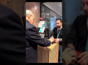 Գիրք նվիրելու օրը գրքեր գնեցի ու նվիրեցի․ Փաշինյան