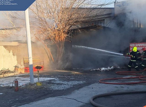 Հրդեհ ավտոտեխսպասարկման կետում