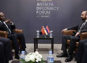 Հայաստանի և Անգոլայի ԱԳ նախարարները հանդիպել են