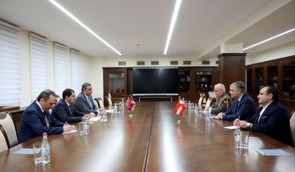 photo_2025-04-23_16-21-44