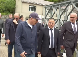 Քարկոփ բնակավայրում եւս տեղադրվել է ժամանակավոր ավտոմոբիլային նշանակության մետաղական կամուրջ