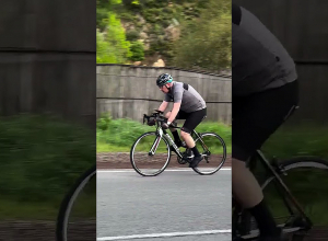 Փաշինյանը առավոյան Կապանում հեծանիվ է քշել