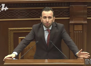 Եվ դուք մտածում եք, որ Աշխարհը պիտի թույլ տար մեզ ունենալ միանգամից 2 պետություն․հայդուկ, համբակ․․․․