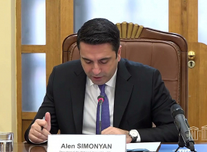 Ալեն Սիմոնյանն ընդունել է Կիպրոսի Ներկայացուցիչների