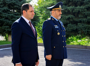 Սուրեն Պապիկյանն ընդունել է պաշտոնական այցով Հայաստան ժամանած ԻԻՀ պաշտպանության և զինված ուժերի աջակցման նախարարին