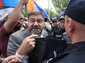 Բողոքի ակցիա՝ Վալենտինա Մատվիենկոյի Հայաստան կատարելիք այցի դեմ