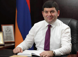 «Պատիվ ունեմ»-ը վարչապետին անվստահություն հայտնելու առաջարկ է ներկայացնում․ նրանց թեկնածուն Մասիս համայնքի ղեկավարն է