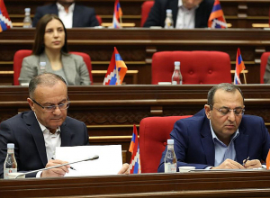 Գլխավոր դատախազը դիմել է ԱԺ-ին՝ Սեյրան Օհանյանի եւ Արծվիկ Մինասյանի նկատմամբ քրեական հետապնդում հարուցելու համար
