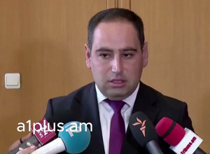 Նոր Կաթողիկոսը կընտրվի Սահմանադրության պահպանմամբ, մեր գործողությունները օրինական են. Խուդաթյան