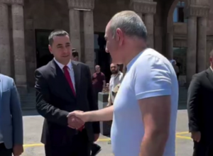 Կրթվելը նորաձև է Արտաշատում․ Փաշինյան