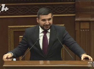 Սամվել Կարապետյանն ըստ երեւույթին որոշել է քաղաքական պաշտպանվածություն գտնի․ Ալեքսանյան